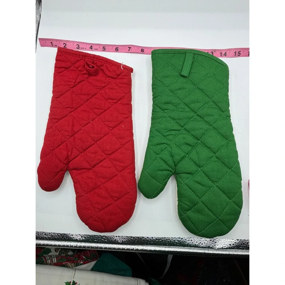 Spode‎ Christmas Tree Oven Mitts Set 2 Vintage 1990s Holiday Quilted Red Green